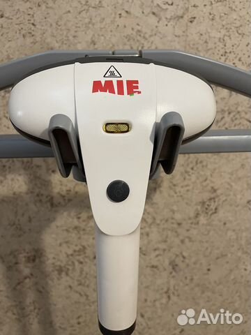 Отпариватель для одежды MIE