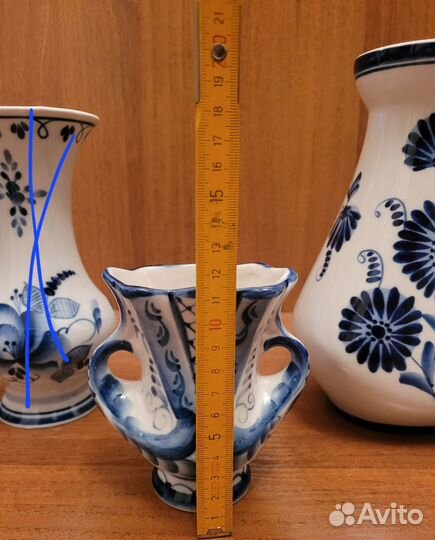 Вазы фарфоровые гжель
