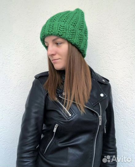 Шапка женская вязаная