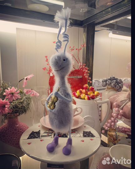 Вязаный таракашка букашка