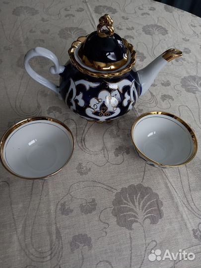 Чайник заварочный с пиалами