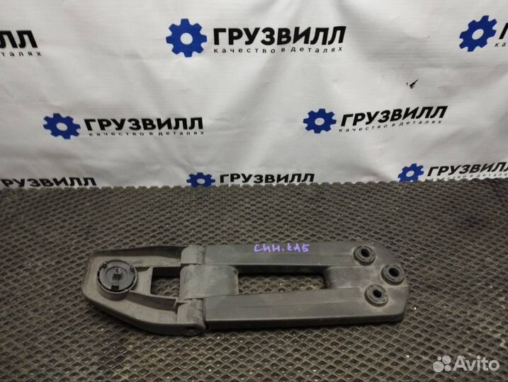 Кронштейн зеркала кабины Volvo FH4 84004927