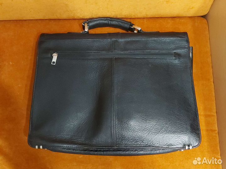 Мужской кожаный портфель
