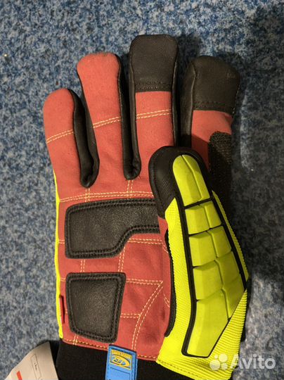 Зимние перчатки ringers gloves R-266