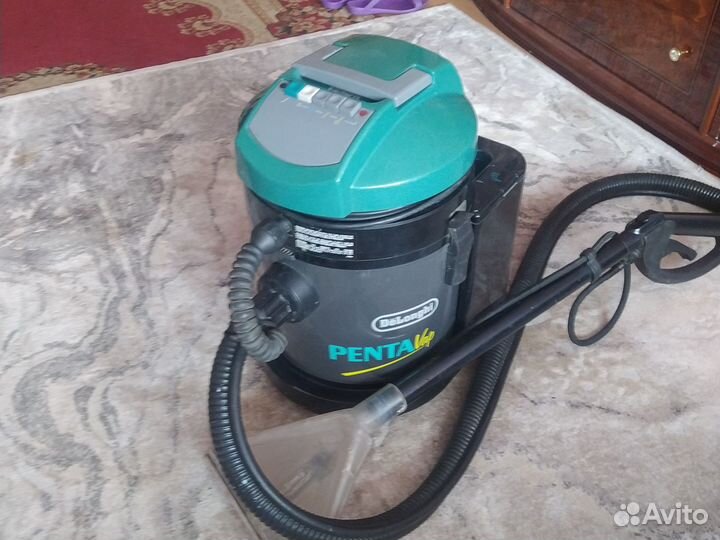 Моющий пылесос DeLonghi