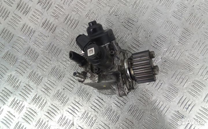 Насос топливный (тнвд) Volkswagen Tiguan