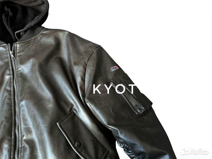 Кожаный бомбер Balenciaga type