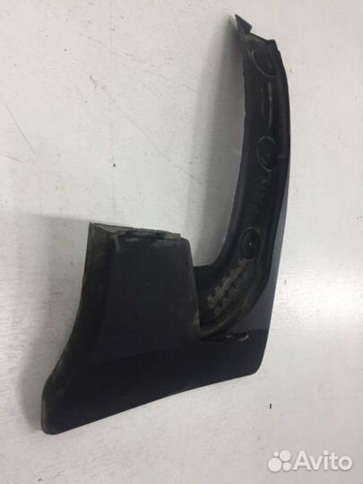 Брызговик задний правый Toyota Rav4 40 2adfhv С