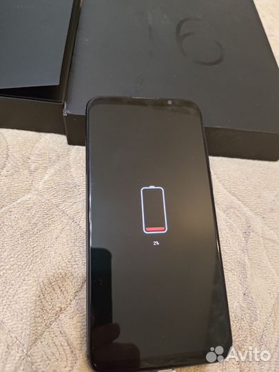 Meizu 16, 6/64 ГБ