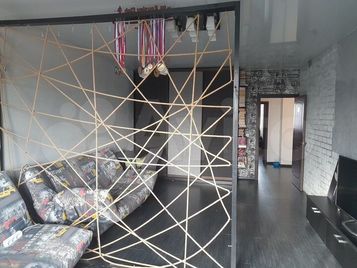 2-к. квартира, 76,6 м², 8/10 эт.