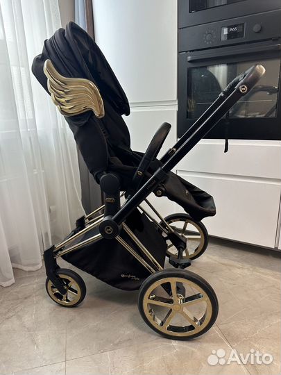 Коляска Cybex Priam by Jeremy Scott 3в1