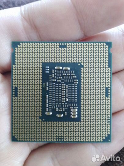 Процессор i3 8100