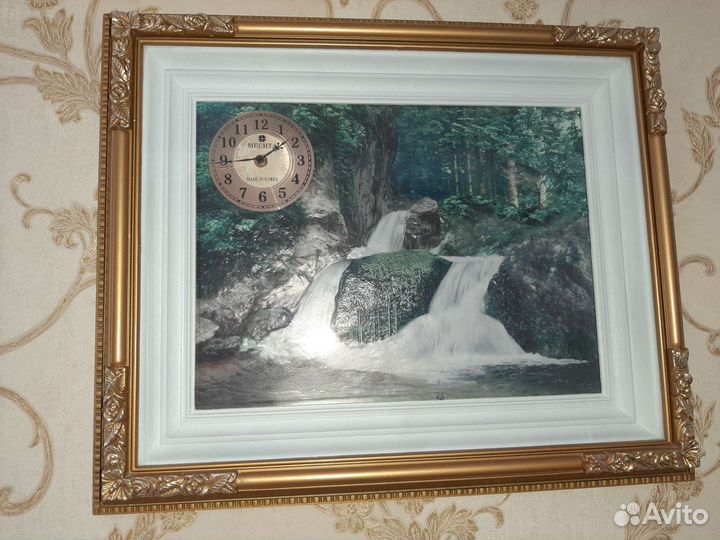 Картина с часами