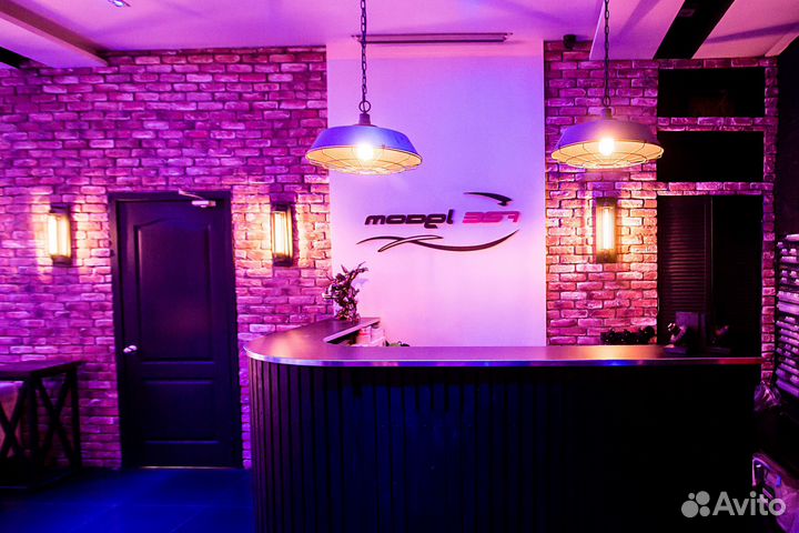 Администратор в студию танцев