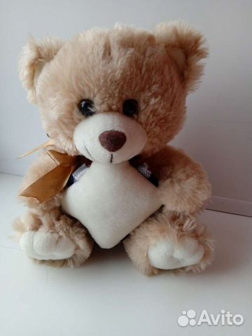 Плюшевый медведь