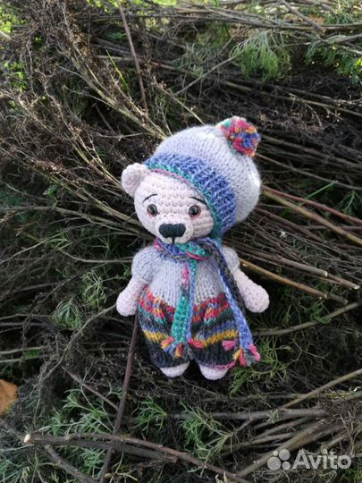 Вязаный мишка