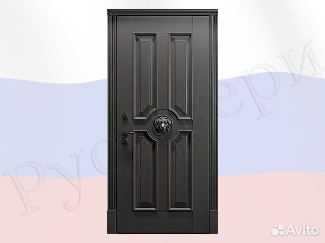 Металлическая входная дверь массив дерева