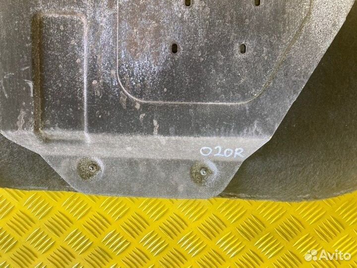 Шумоизоляция двигателя правая Man Tga Tgs