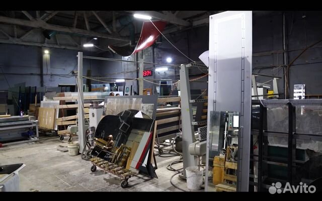 Стеклянные двери на заказ