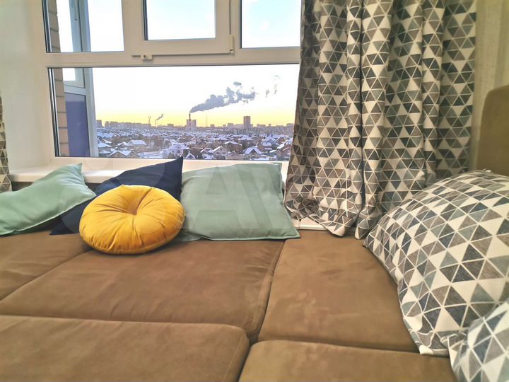 2-к. квартира, 50 м², 8/9 эт.