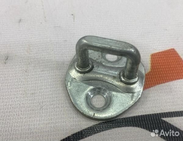 Ограничитель двери Peugeot 4007 легковой универсал