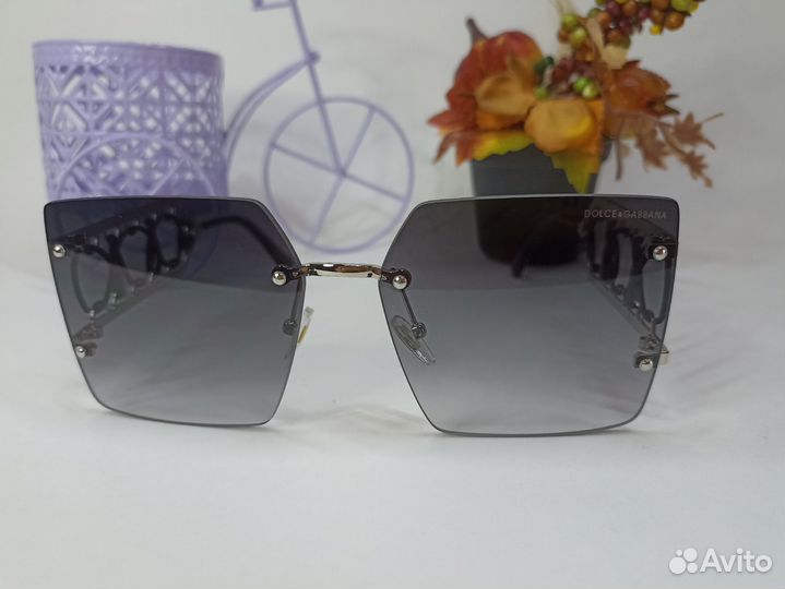 Солнцезащитные очки женские DG 0070