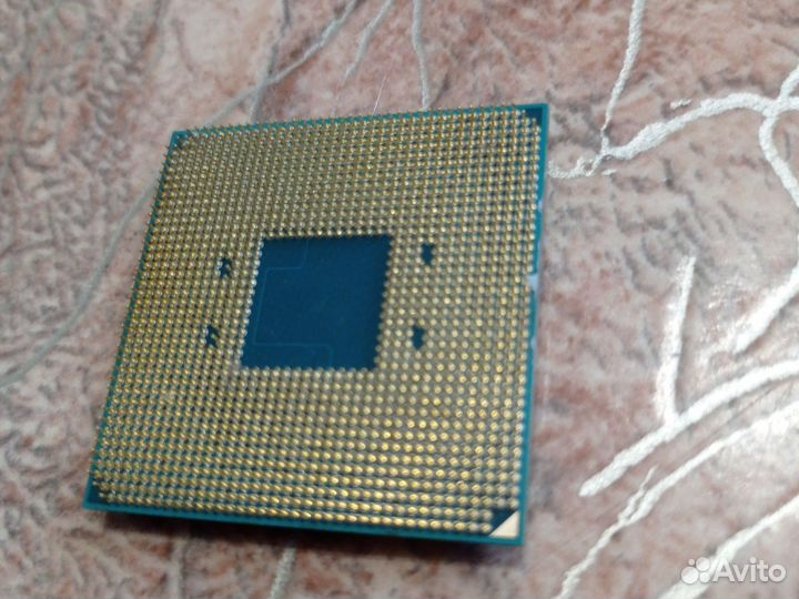 Ryzen 3 2200g Процессор