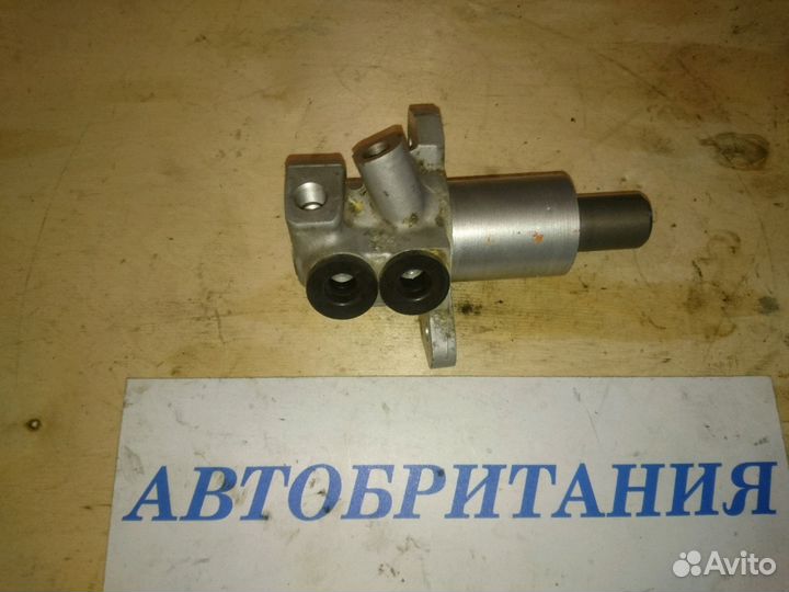 Главный тормозной цилиндр Freelander 1 02-06