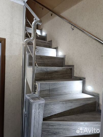 Перила на лестницу металлические