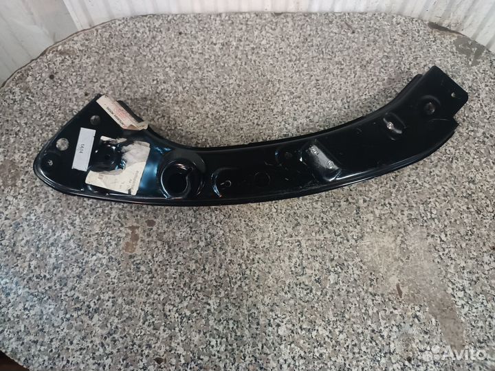 Кронштейн фары Митцубиси Аутлендер Mitsubishi Outl