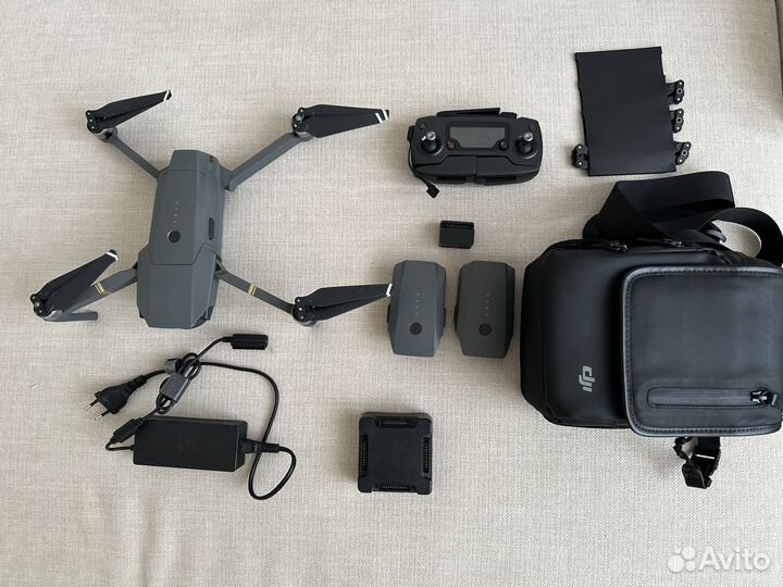 Квадрокоптер DJI Mavic PRO Fly More + DJI Goggles