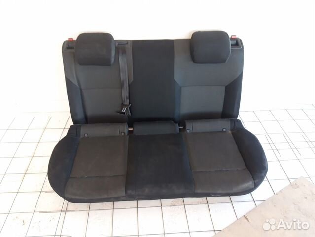 Заднее сиденье skoda rapid