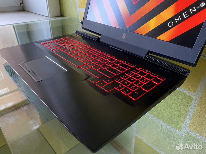 Hp Omen 17 / Core i7-7700HQ / GTX 1050