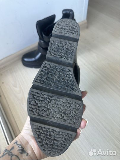 Ботинки женские