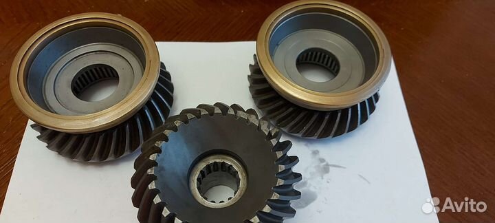 Шестерни верхнего редуктора Mercruiser Bravo 3