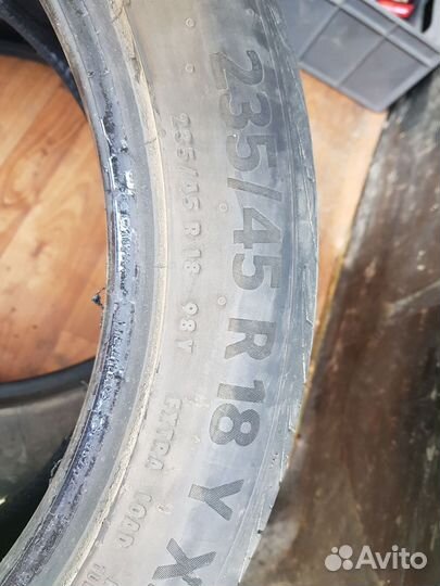 Continental ComfortContact - 6 235/45 R18