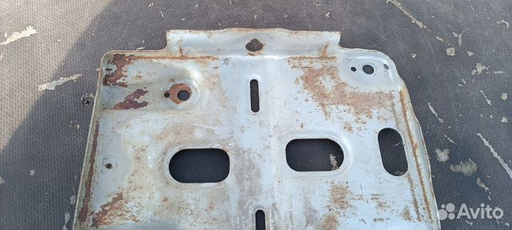 Площадка аккумулятора Шевроле Ланос