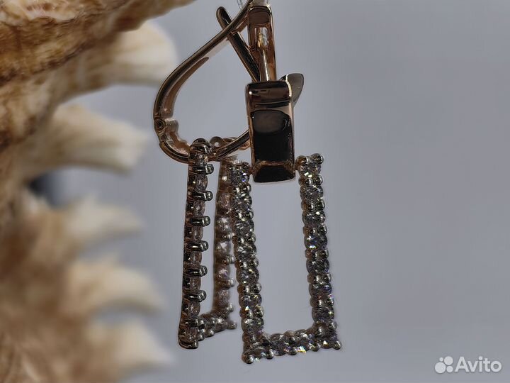 Золотые серьги