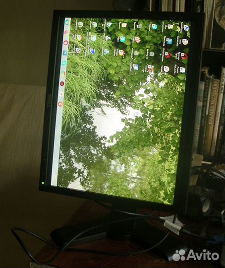 Монитор dell 19