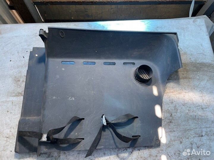 Накладка левая Scania