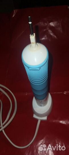 Зубная щетка oral b