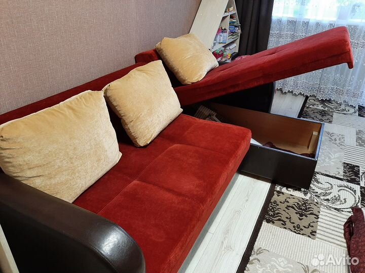 Угловой диван