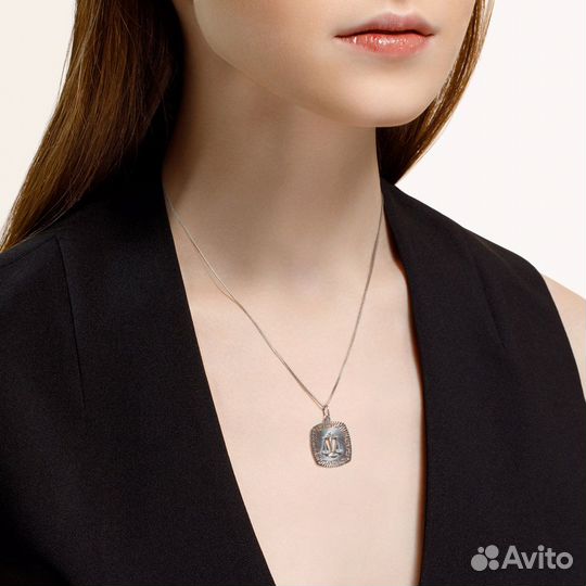 Серебряная подвеска Весы