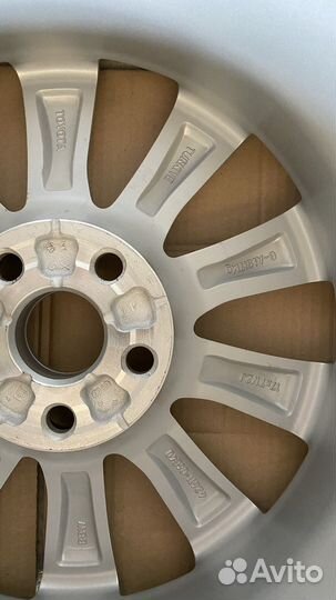 Литые диски r17 5x114.3 toyota camry