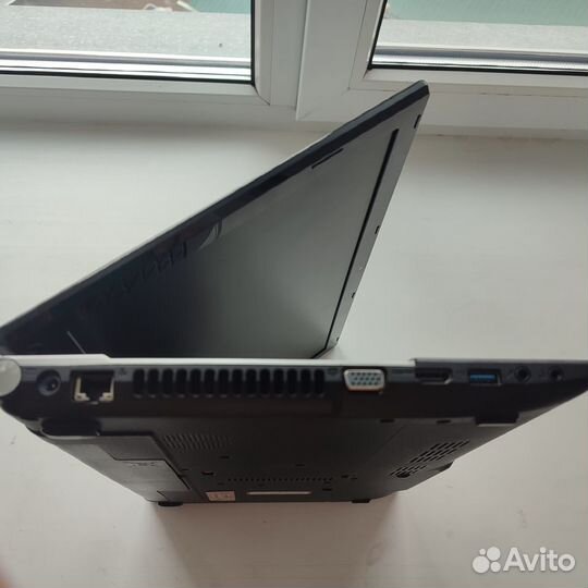 Acer V3-551G (A10-4600M/Двойная графика/DDR3 8GB)