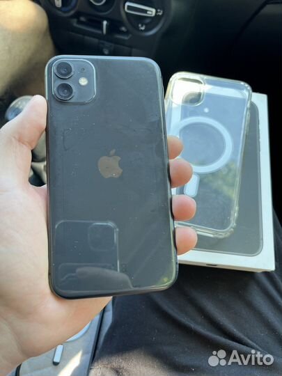 iPhone 11, 64 ГБ