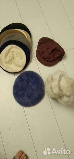 Шапка женская вязаная, берет