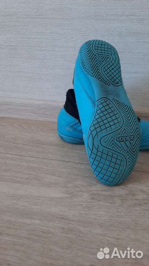 Футзалки Adidas 38