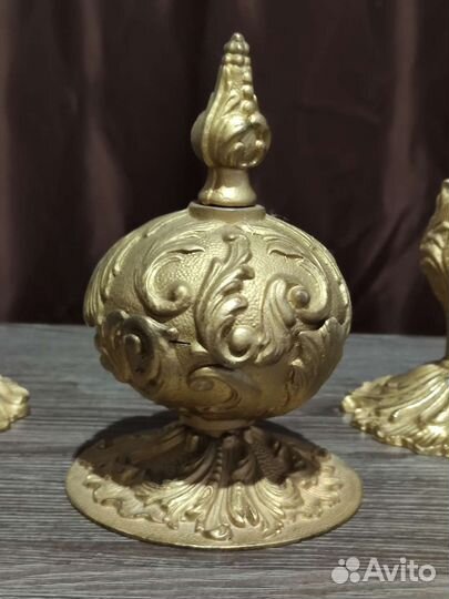 Старинный бронзовый подсвечник