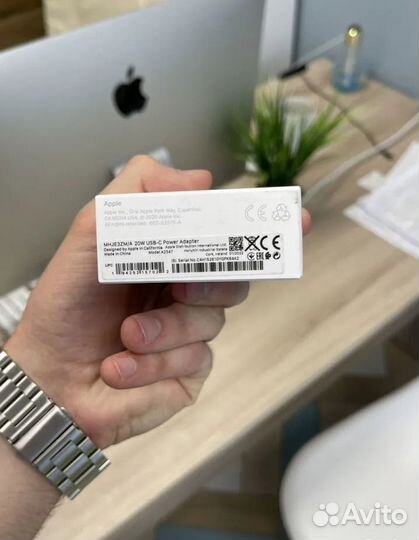 Адаптер Apple 20W оригинал